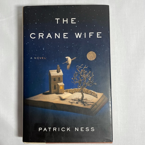 Books - Picture 3 of 15